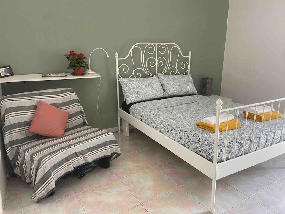 Bnb Medina Napoli Bagian luar foto