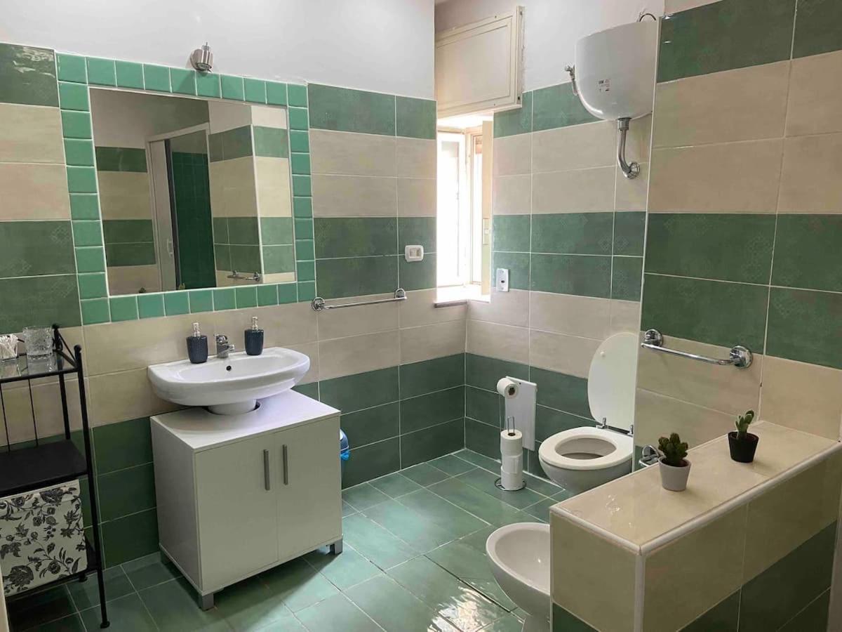 Bnb Medina Napoli Bagian luar foto