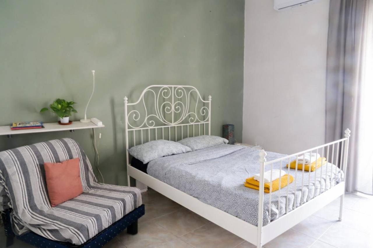 Bnb Medina Napoli Bagian luar foto